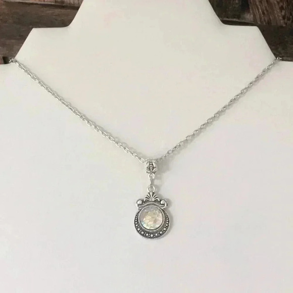Mermaid Scale Beach Iridescent Round Circle Pendant Stainless Steel Necklace 6 - Picture 2 of 4